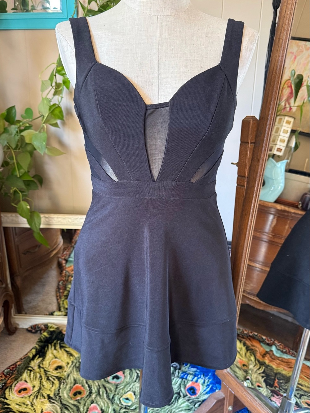 Windsor Black Mesh Cutout Dress Women’s Size Small Bodycon Cocktail Party